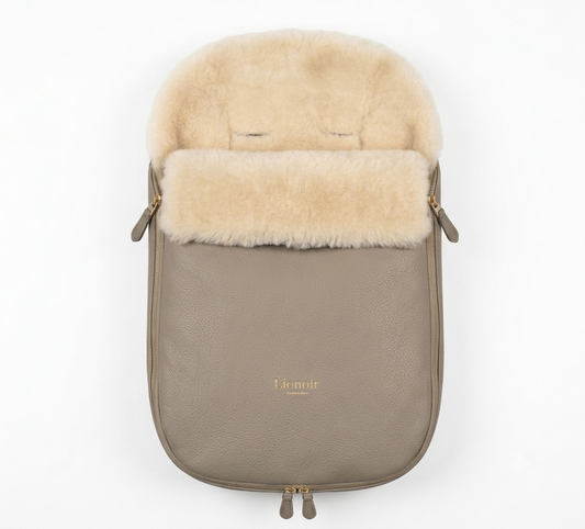 (PRE-ORDER ONLY) Líonoir® Luxury Shearling Footmuff (Vegan leather) Beige/Gold