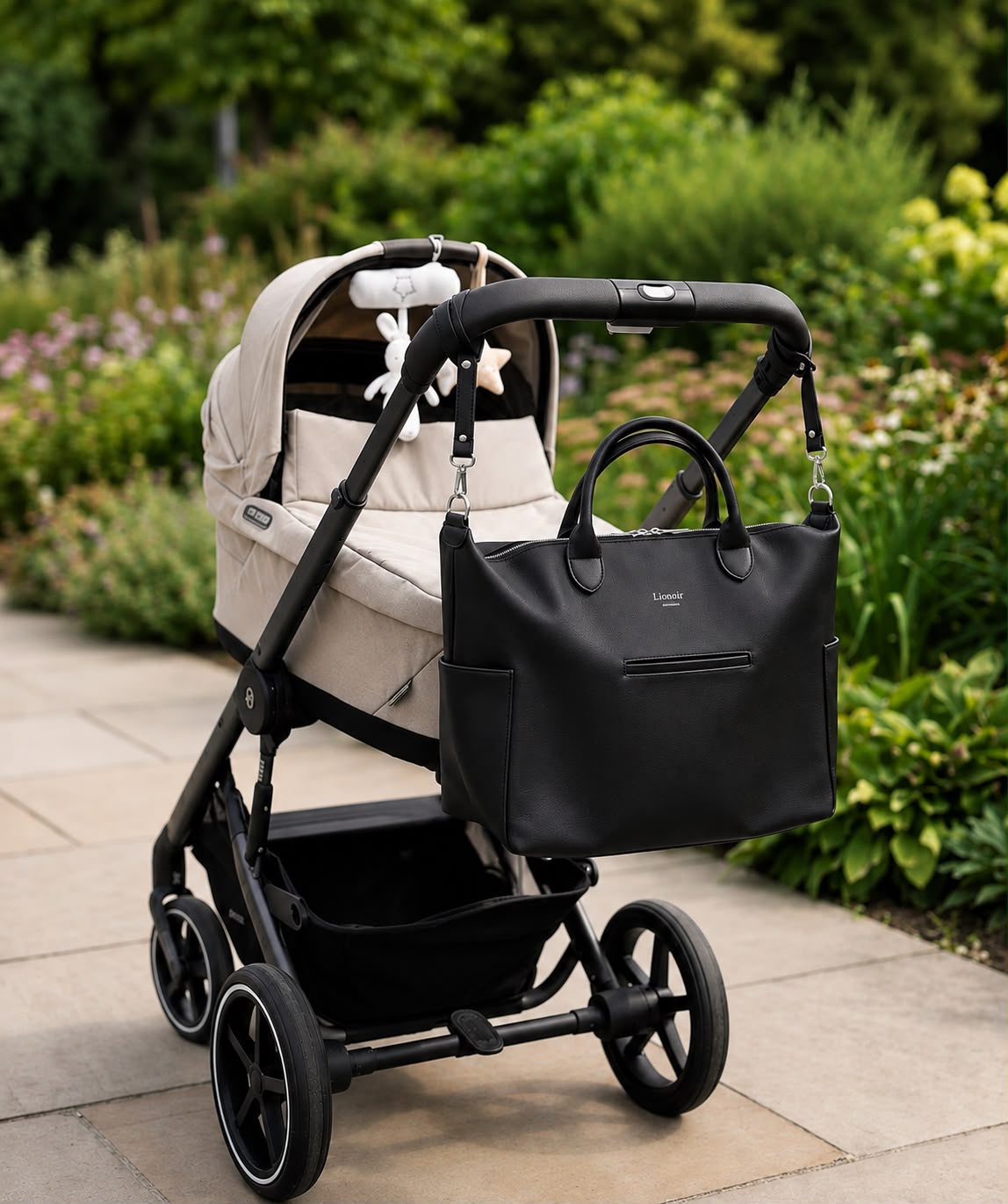 Líonoir® 'Classique' Diaper bag (Vegan Leather) Black/Silver