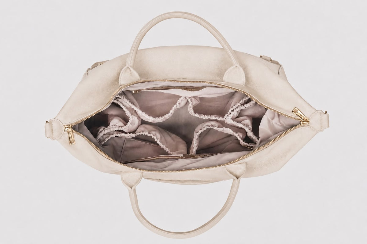 Líonoir 'Classique' Diaper Bag (Vegan leather) Beige/Gold